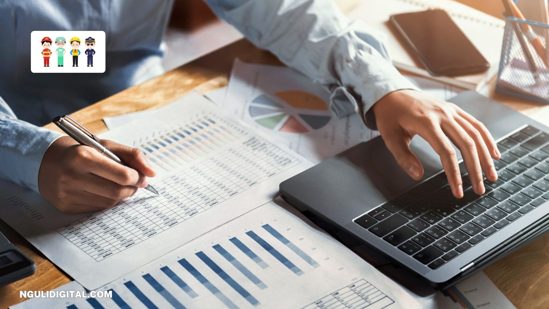 Raih Kesuksesan Karir sebagai Analis Kredit yang Menggiurkan